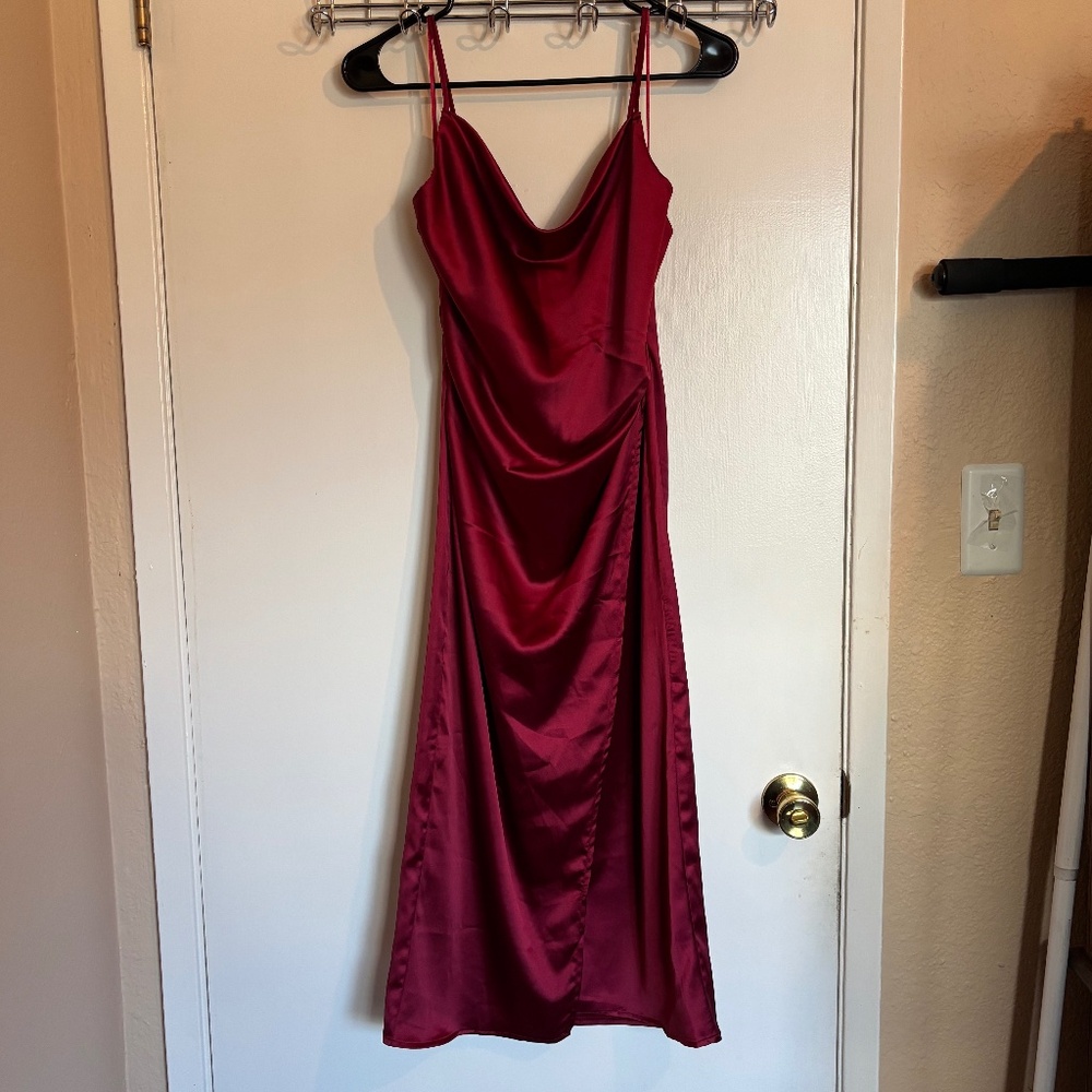 Molly Green Satin Midi Dress in Red Size Small